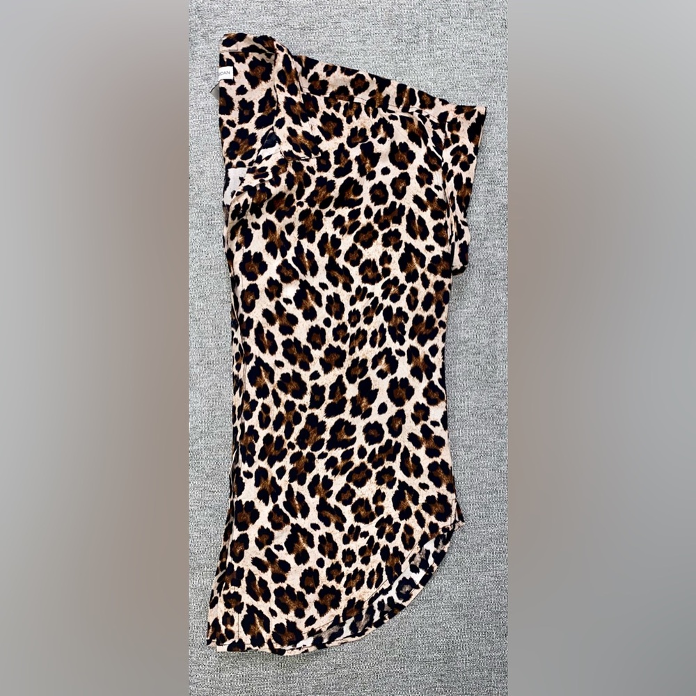 Short Sleeve Leopard Print Blouse // Alexander Jordan